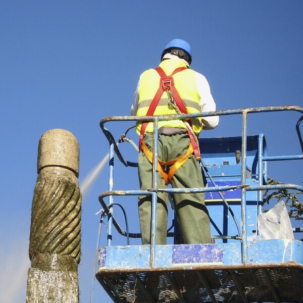 Commercial Pressure Washing
